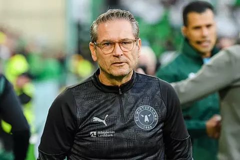 مصدر ليلا كورة: الأهلي في مفاوضات متقدمة مع توماسبيرج.. والحسم بعد القمة